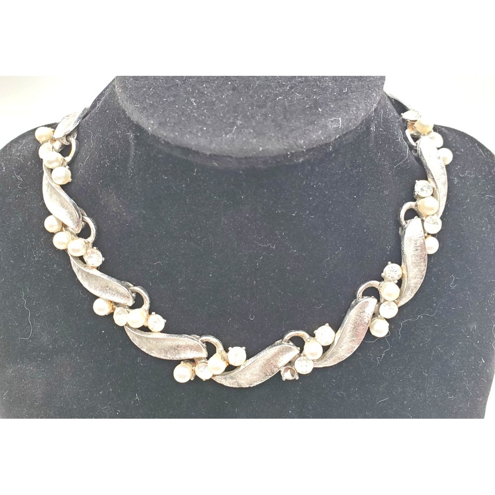Vintage ART Brushed Silver Tone Faux Pearl Rhinestone Choker Necklace 14"